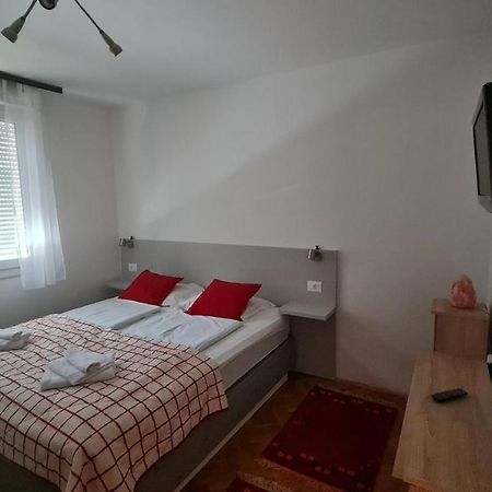 Sara Apartment Mostar Ngoại thất bức ảnh